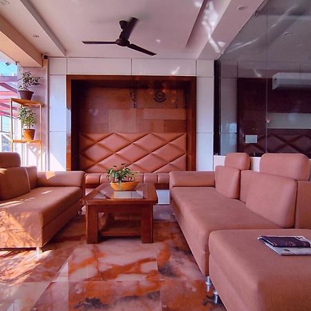 Spring Sky Haridwar By Shrigo Hotels Eksteriør billede