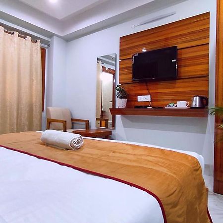 Spring Sky Haridwar By Shrigo Hotels Eksteriør billede
