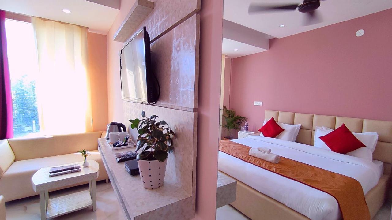Spring Sky Haridwar By Shrigo Hotels Eksteriør billede