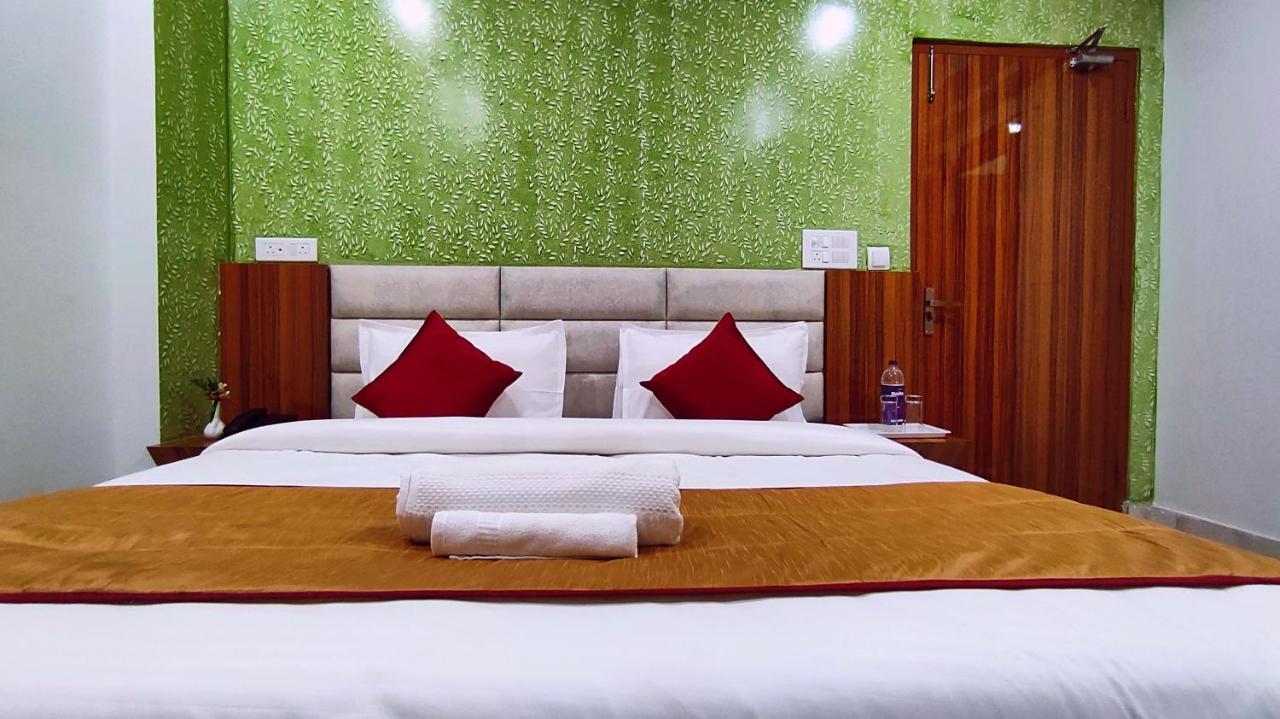 Spring Sky Haridwar By Shrigo Hotels Eksteriør billede